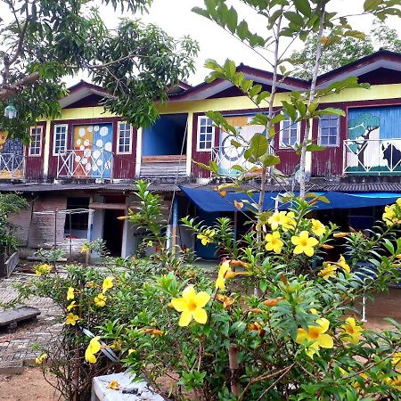 Tahan Guest House Kuala Tahan Exterior foto