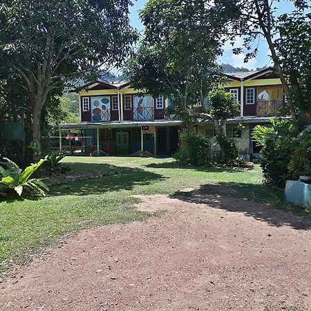 Tahan Guest House Kuala Tahan Exterior foto