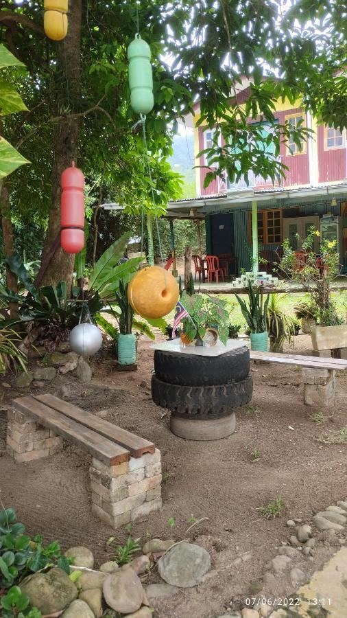 Tahan Guest House Kuala Tahan Exterior foto
